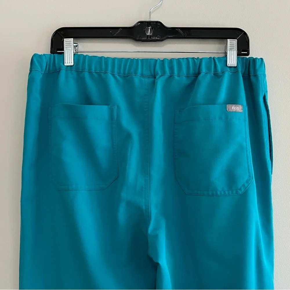 FIGS Men’s Pisco Basic Scrub Pants in Limited Edition Teal #1773, M/S
